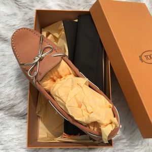 NWT Tods Gommino Driving Shoes